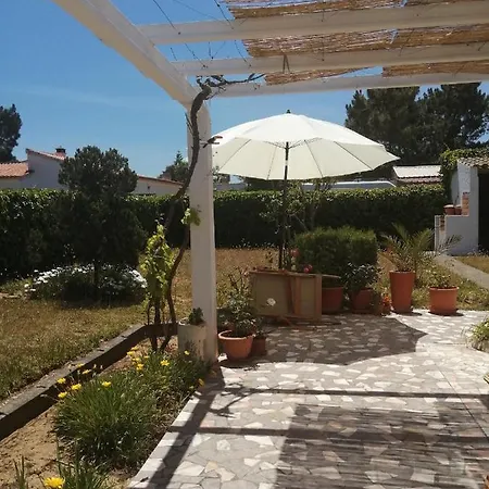 Ivy House Holiday home *